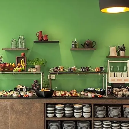 - The Niu, Hop By Ihg 3*