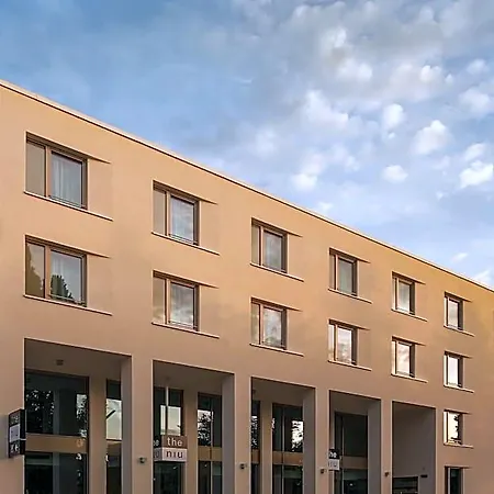 - The Niu, Hop By Ihg Hotel 3*