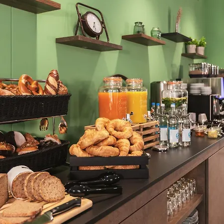 - The Niu, Hop By Ihg Форххайм