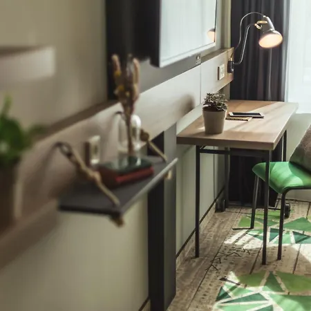 - The Niu, Hop By Ihg Отель 3*