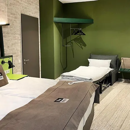 Отель - The Niu, Hop By Ihg Форххайм